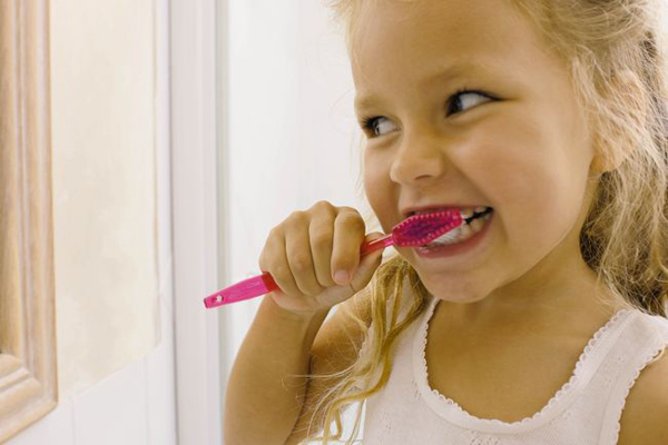 lavare denti bambini